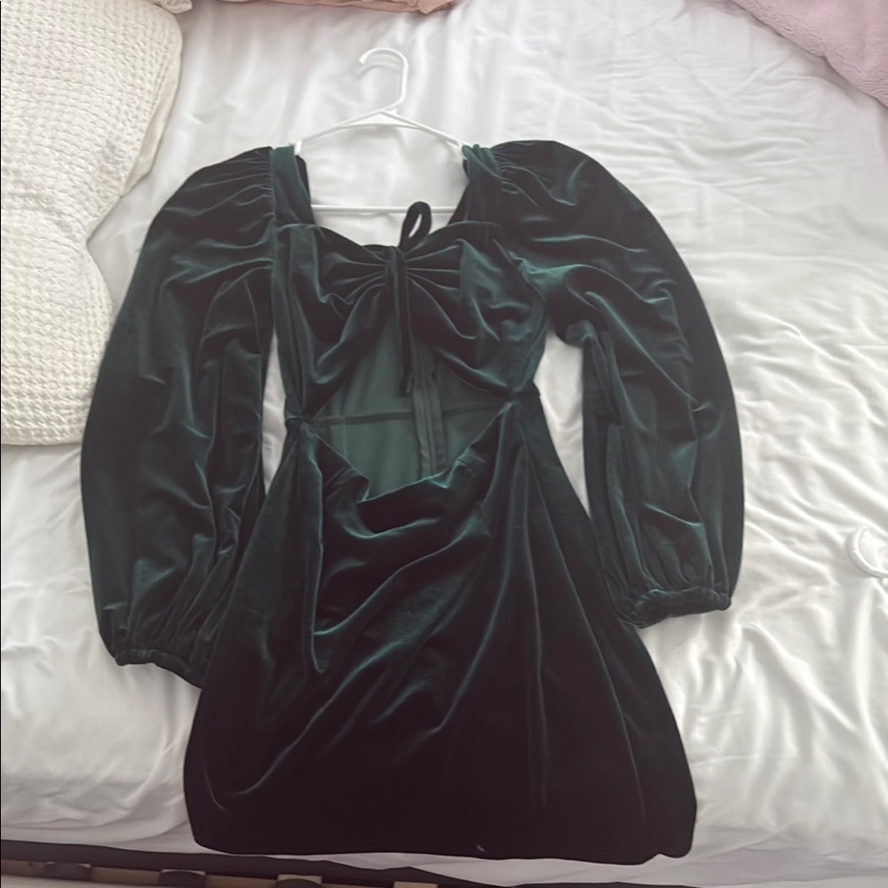 Macy's Dark Green Velvet Long Sleeve Dress